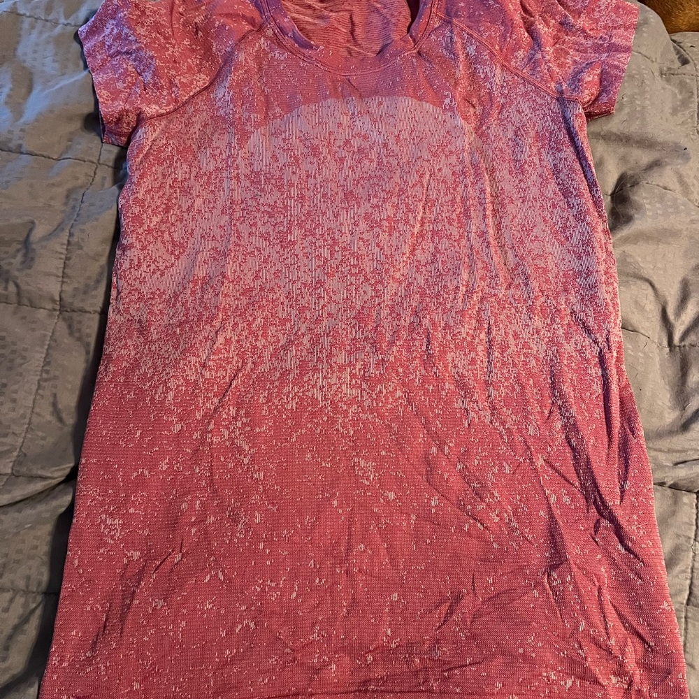 Lululemon Athletica Pink Short Sleeve Tee